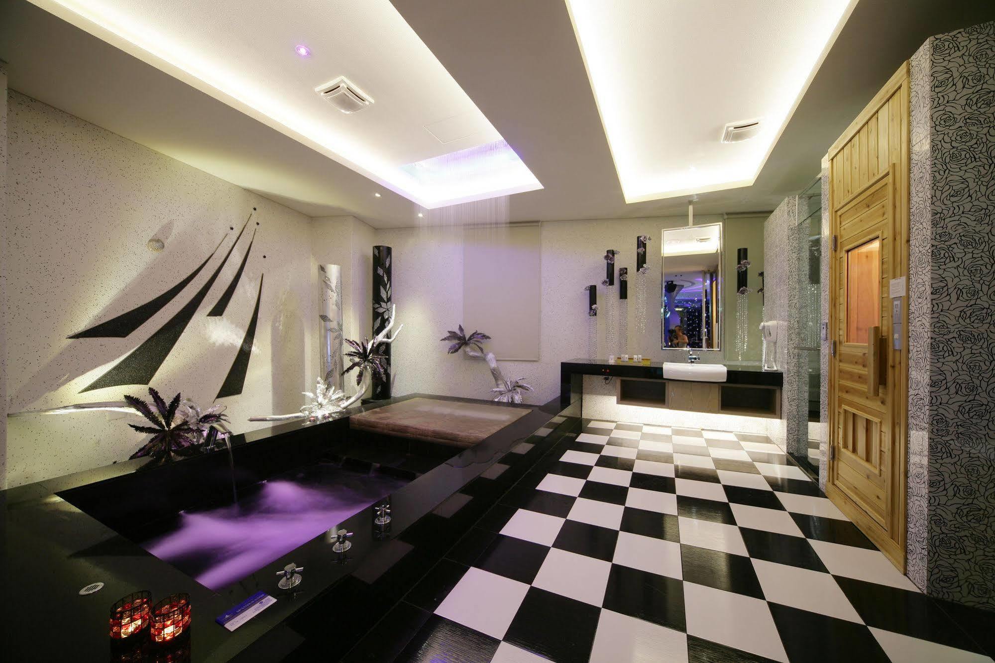 Dubai Villa Motel Daya Luaran gambar